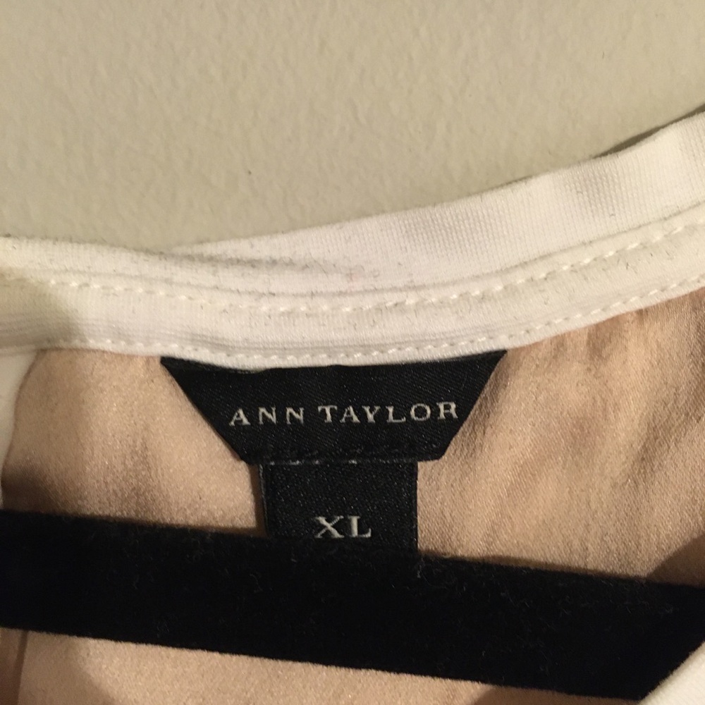 Ann Taylor - Women’s White Lace-Front and Cream Blouse XL - Picture 4 of 6